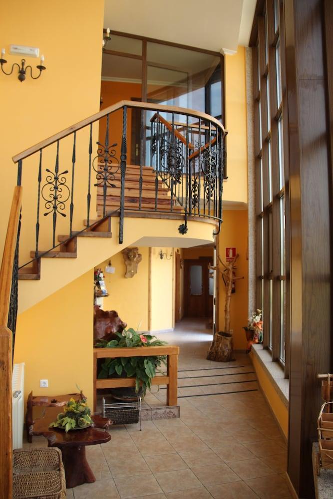O Lar Da Avoa Guest House Cambados Exterior photo